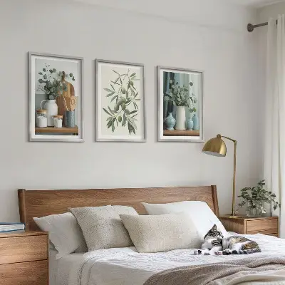 Set di 3 quadri con olive verdi ed eucalipto