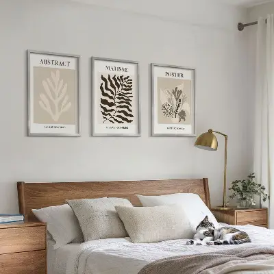 Set di quadri incorniciati con motivi vegetali in tonalità marrone e beige