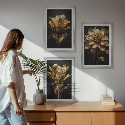 Composizione di quadri Fiori gialli su sfondo scuro