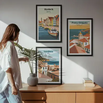 Set di quadri incorniciati con vedute di città costiere europee