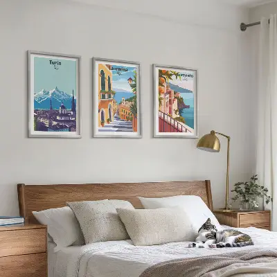 Set di 3 quadri con paesaggi urbani in stile retrò colorati