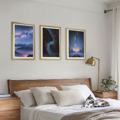 Composizione di quadri cielo notturno montagne paesaggio invernale