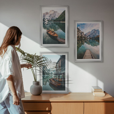 Composizione di quadri Lago, montagne, barche, cottage
