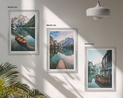 Composizione di quadri Lago, montagne, barche, cottage