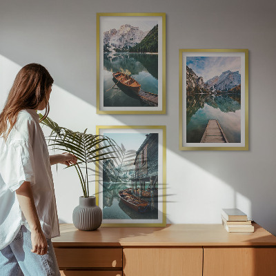 Composizione di quadri Lago, montagne, barche, cottage