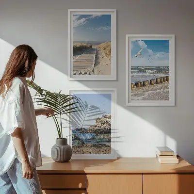 Set di 3 quadri con stampa di spiaggia e sentiero in legno tra le scogliere