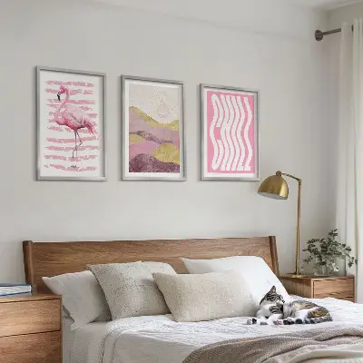 Set di 3 quadri con paesaggio dai colori pastello e fenicotteri rosa