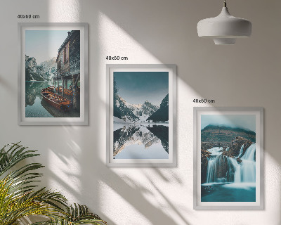 Composizione di quadri paesaggi montani cascata lago