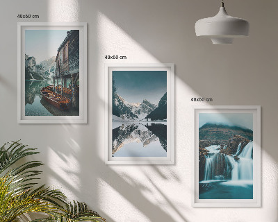 Composizione di quadri paesaggi montani cascata lago