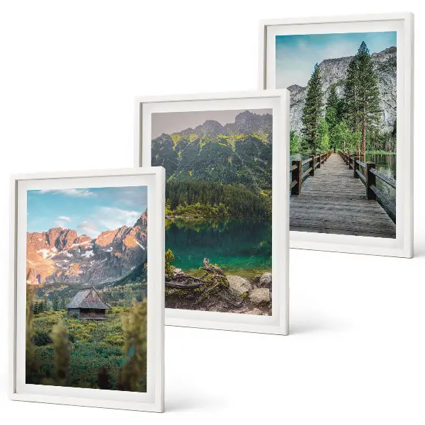 Set di 3 quadri con ponte sul lago nel paesaggio montano