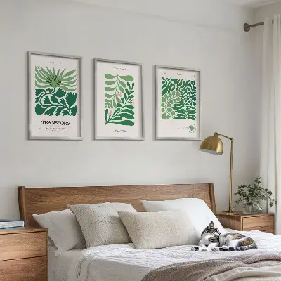 Composizione di quadri con forme di piante a foglia verde