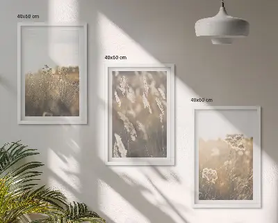 Composizione di quadri con paesaggio di erba e fiori al calore