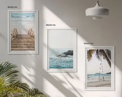 Composizione di quadri con scala, spiaggia, mare e altalena