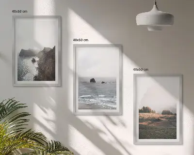 Set di quadri incorniciati con paesaggi di montagna e di mare