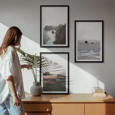 Set di quadri incorniciati con paesaggi di montagna e di mare