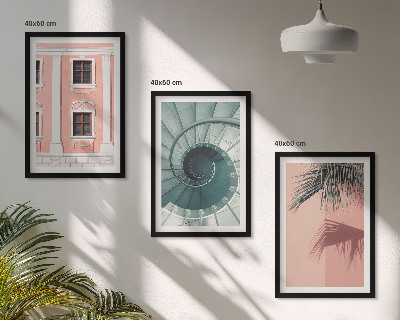Composizione di quadri Architettura a spirale color pastello