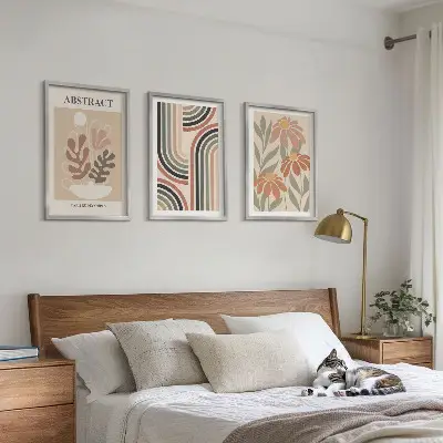 Composizione di quadri con piante astratte dai colori pastello