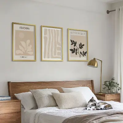 Set di quadri incorniciati con eleganti motivi vegetali in beige e nero