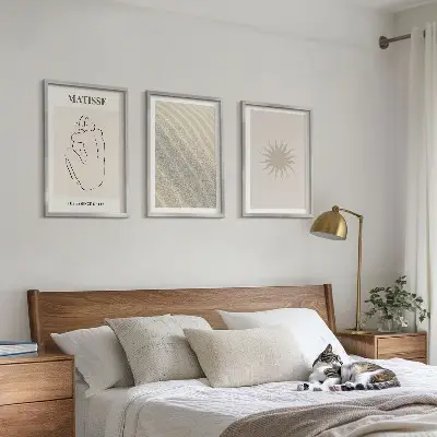 Composizione di quadri linee di sabbia minimaliste con sole