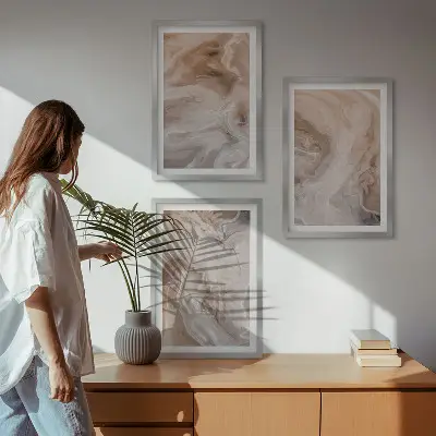 Composizione di quadri con texture astratte effetto marmo