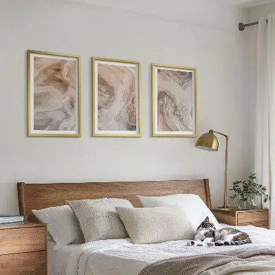 Composizione di quadri con texture astratte effetto marmo