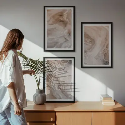 Composizione di quadri con texture astratte effetto marmo