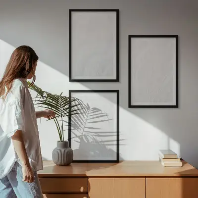 Set di quadri incorniciati con elegante struttura in marmo