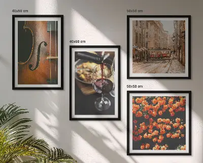 Polittico con cornice fiori vintage, strada, vino e violino