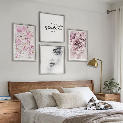Galleria a parete Peonie ritratto di una donna a casa