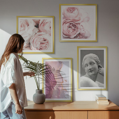 Composizione di 4 quadri Scultura di peonia raffigurante una donna