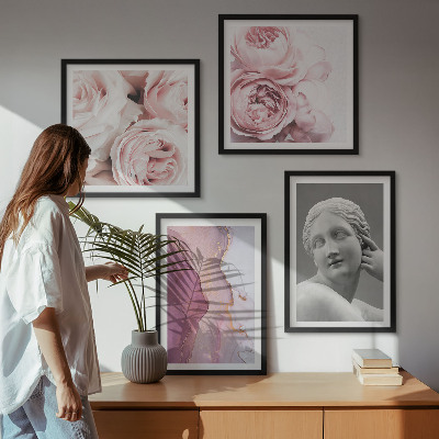 Composizione di 4 quadri Scultura di peonia raffigurante una donna