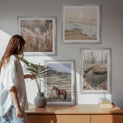 Polittico con cornice Cavalli paesaggio foresta di erba marina