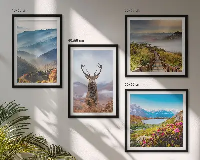 Composizione di 4 quadri paesaggio montano con lago e cervo