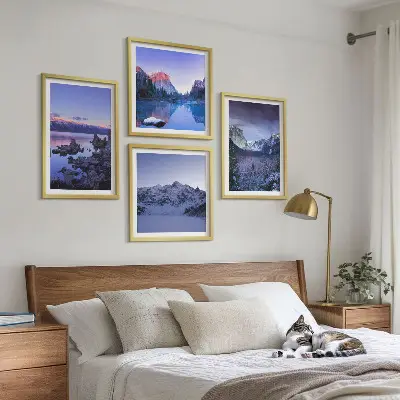 Polittico con cornice paesaggi montani al tramonto con specchio d'acqua