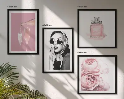 Galleria a parete accessori eleganti di colore rosa