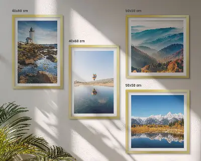 Polittico con cornice raffigurante panorami naturali con faro e montagne