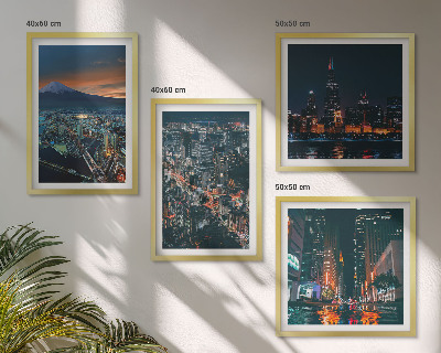 Composizione di 4 quadri Vista notturna della città dalle montagne.