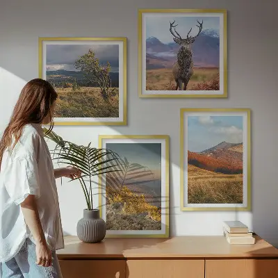 Paesaggi montani con erba dei cervi quadro con cornice polittico