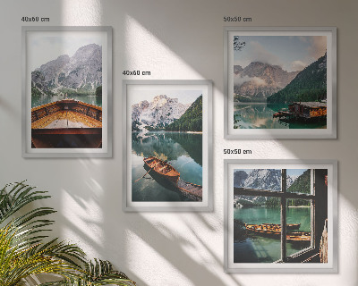 Composizione di 4 quadri Lago, montagne, barche, cottage, finestra
