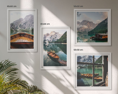 Composizione di 4 quadri Lago, montagne, barche, cottage, finestra