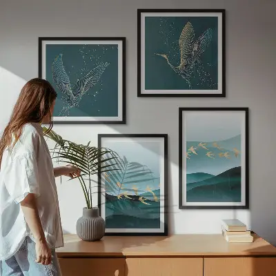 Quadro con paesaggio astratto di stormi di uccelli con cornice polittico