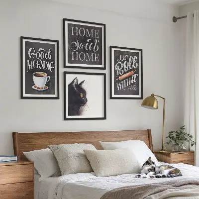 Composizione di 4 quadri con tema gatto per la cucina