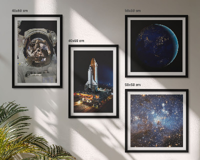 Composizione di 4 quadri razzo spaziale terrestre con astronauti