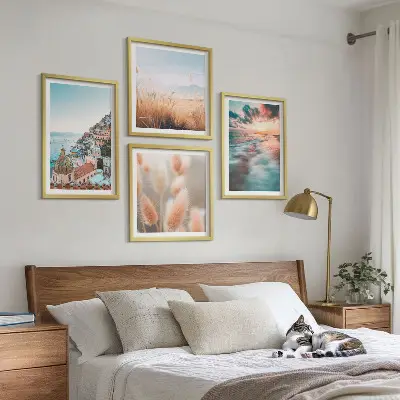 Polittico con cornice tramonto sul mare con case e fiori