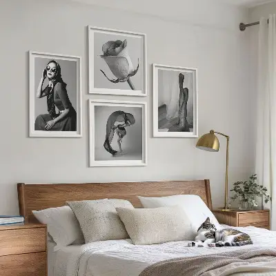 Galleria a parete ritratti eleganti di donne chic