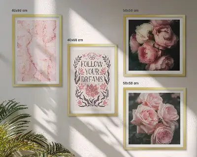 Polittico con cornice Sogni di marmo decorazione con rose vintage