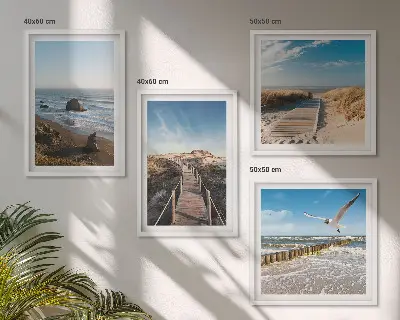 Composizione di 4 quadri con onde della spiaggia, molo panoramico e passeggiata