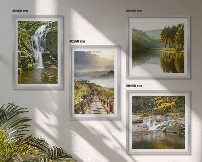 Galleria a parete cascate montagne nuvole autunno