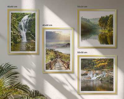 Galleria a parete cascate montagne nuvole autunno