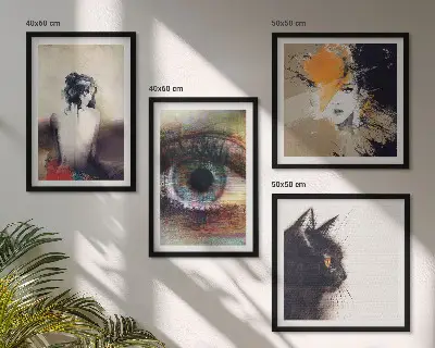 Galleria a parete ritratto di donna con occhio, colori ed emozioni